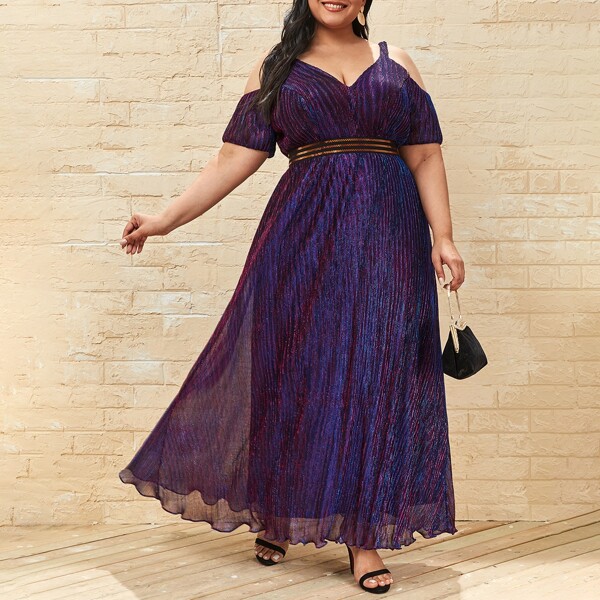 

Plus Plunging Neck Cold Shoulder A-line Dress, Purple