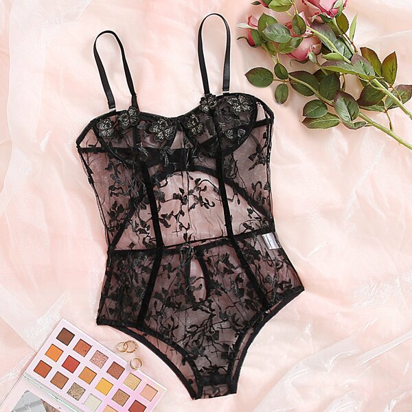 

Боди с цветочной вышивкой на косточках, Чёрный