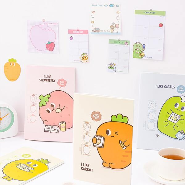 

1pc Cartoon Graphic Random Notebook, Multicolor