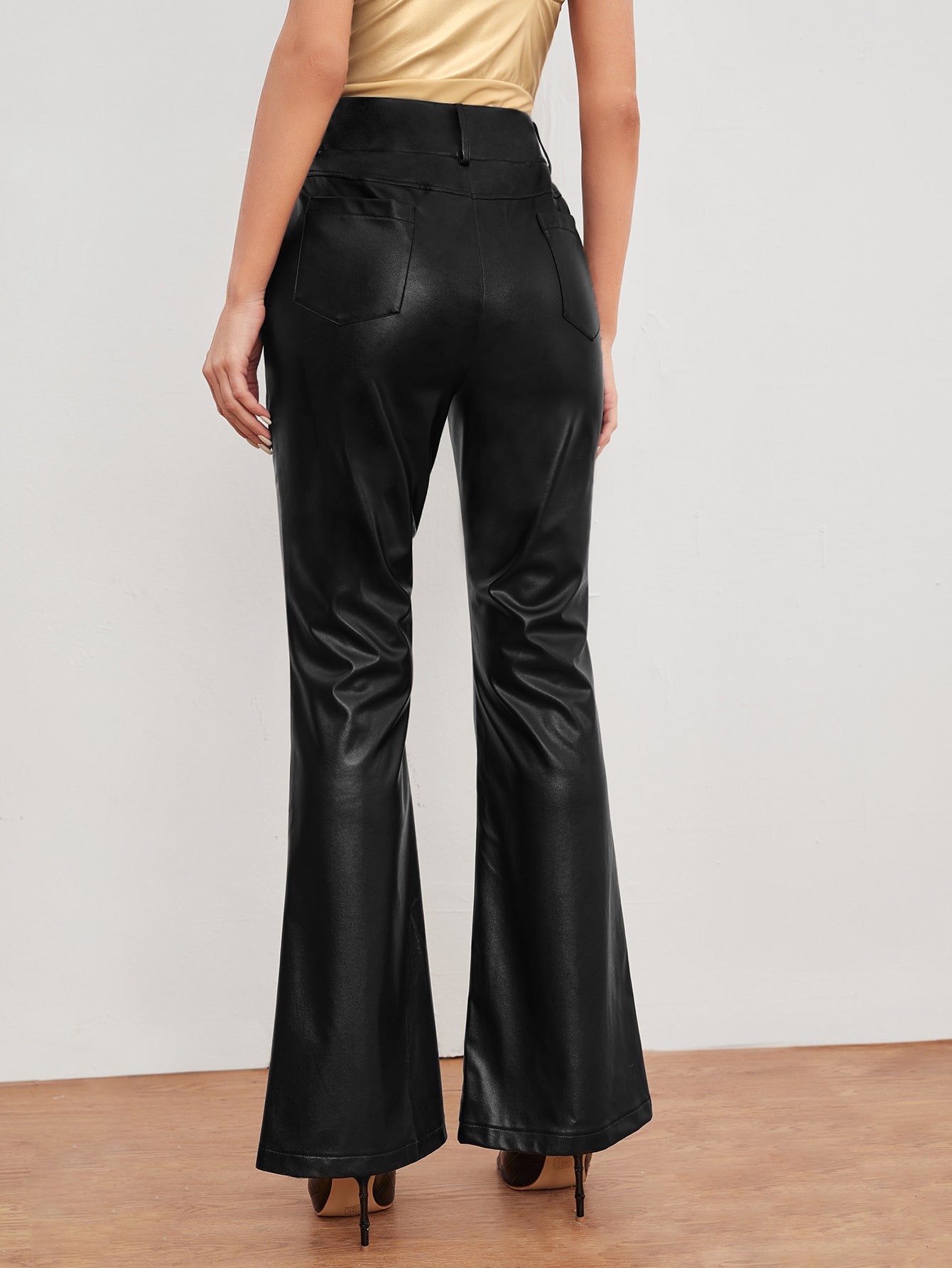 Pantaloni a zampa in pelle sintetica | SHEIN ITALIA