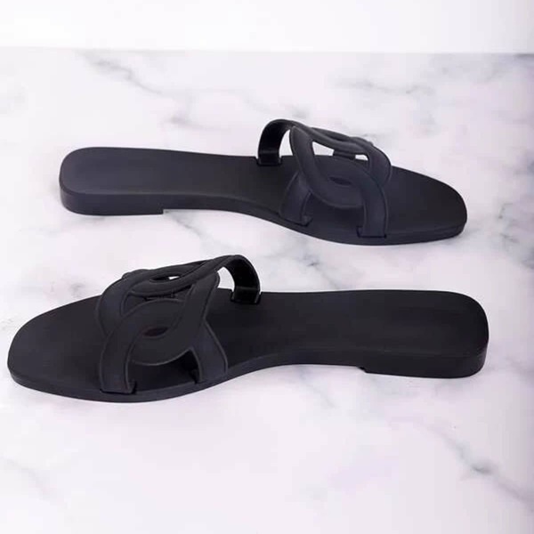 

Twist Chain Strap Slippers, Black
