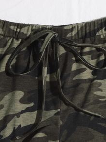 SHEIN EZwear 迷彩圖案吊帶上衣和運動短褲套裝 - 彩色 - 查看 5