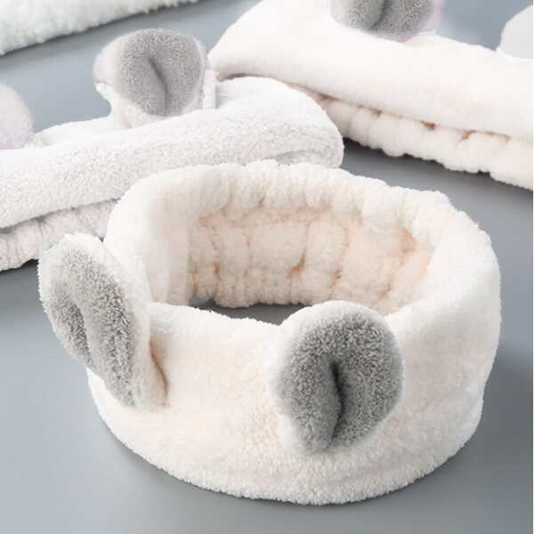 

1pc Rabbit Ear Detail Bath Headband, White
