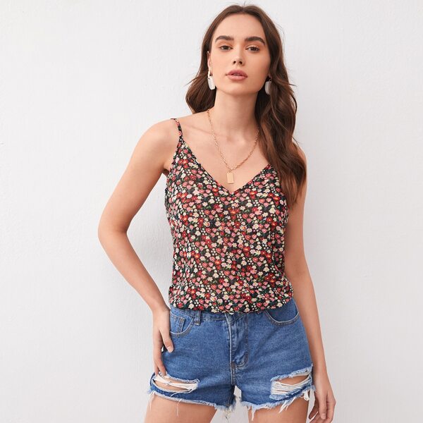 

Double V Neck Ditsy Floral Cami Top, Multicolor
