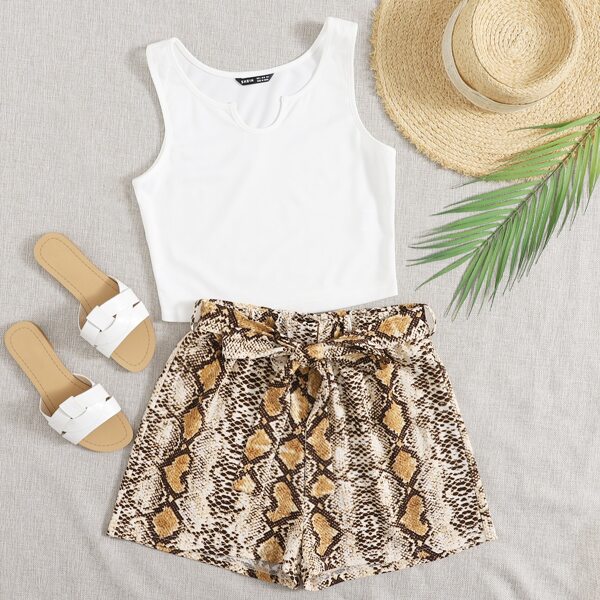 

Notched Neckline Tank Top & Belted Snakeskin Shorts Set, Multicolor