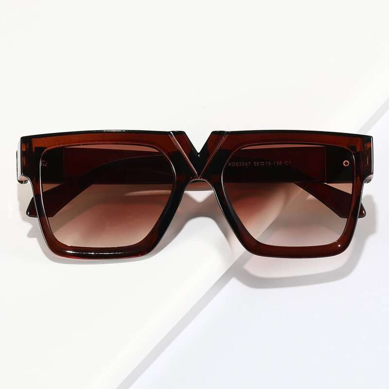 

Square Frame Sunglasses