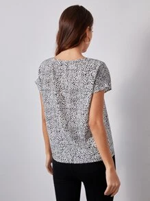 SHEIN Clasi 鏤空V領斑點上衣 - 黑與白 - 查看 2