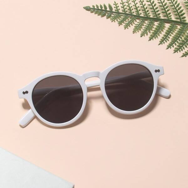 

Acrylic Frame Tinted Lens Sunglasses
