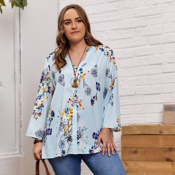 

Plus Floral Print Tunic Blouse, Baby blue