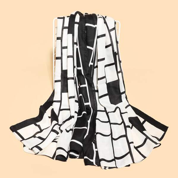 

Geo Print Scarf, Black and white