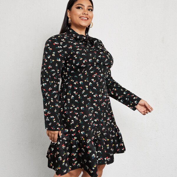 

Plus Ditsy Floral Tie Neck Dress, Black