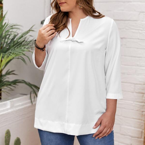 

Plus Knot Front Solid Top, White