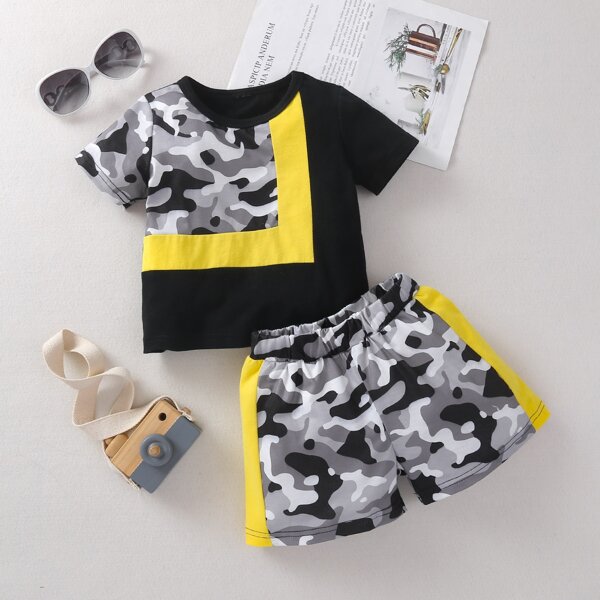 

Baby Boy Contrast Camo Panel Tee With Shorts, Multicolor