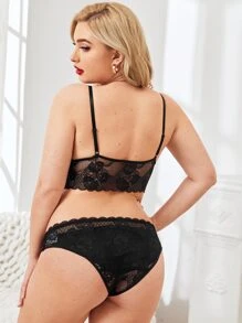 Plus Floral Lace Lingerie Set - Black - View 2