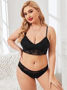 Plus Floral Lace Lingerie Set - Black - View 3