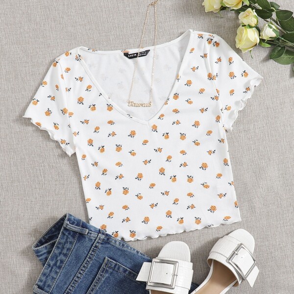 

Lettuce Trim Allover Floral Top, White
