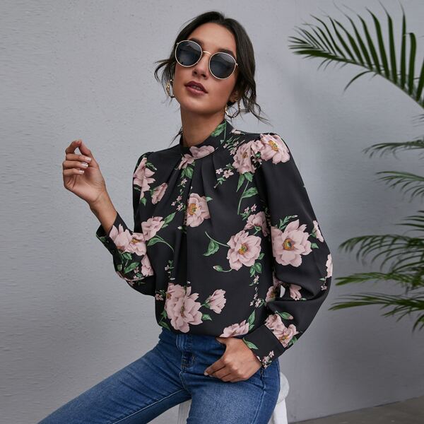 

Floral Cut Out Back Puff Sleeve Top, Black