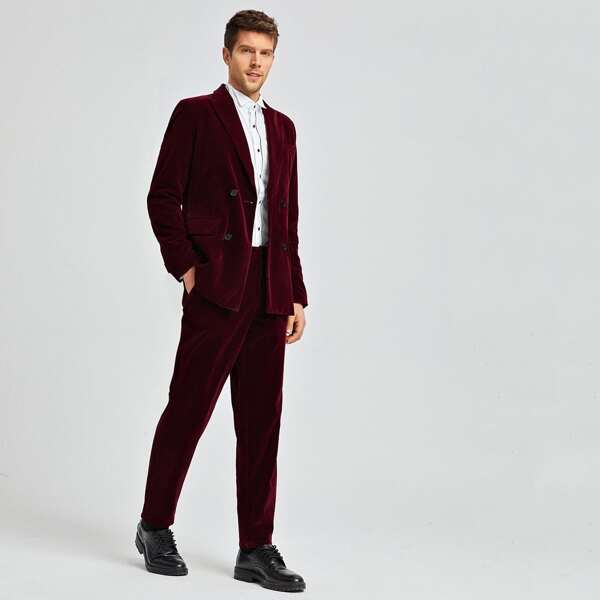 

Men Peak Collar Flap Detail Solid Velvet Blazer & Pants Set, Maroon