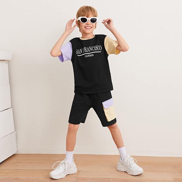 

Boys Letter Graphic Contrast Sleeve Top & Flap Pocket Shorts Set, Black
