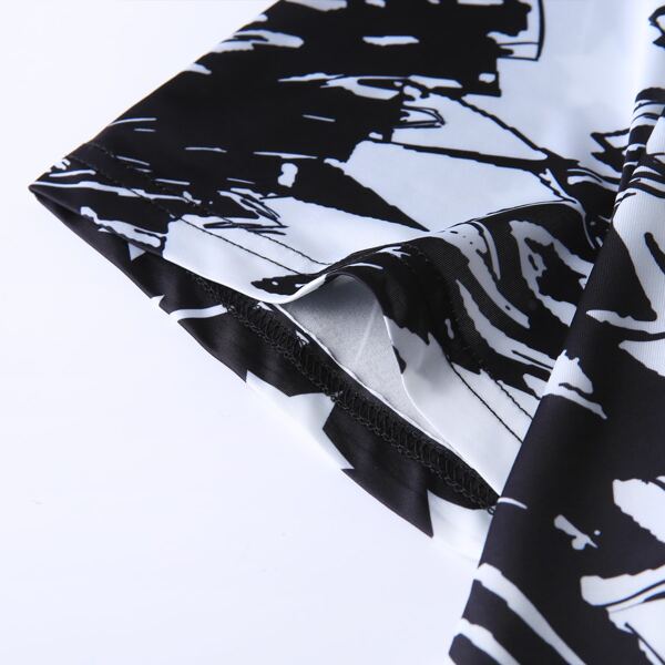 

Men Star And Graphic Print Tee, Black and white