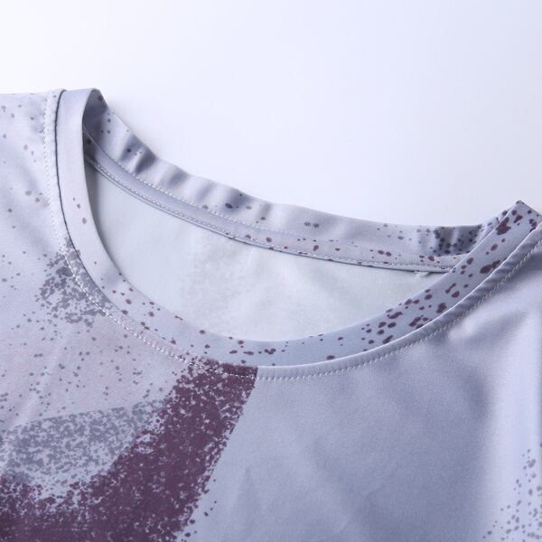 

Men Graphic Print Short Sleeve Tee, Light grey
