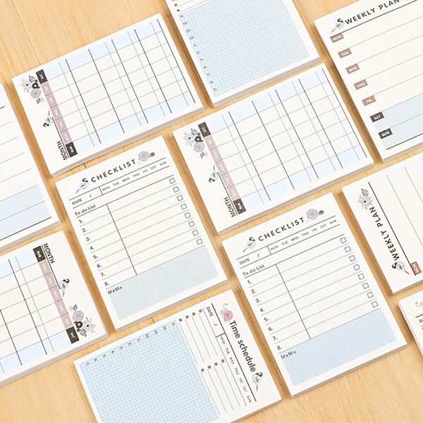 

1pc Cartoon Graphic Random Memo Pad, Multicolor