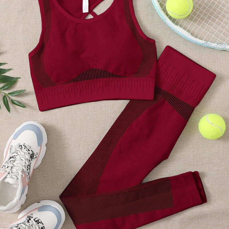

Seamless Striped Asymmetrical Back Sports Set, Burgundy