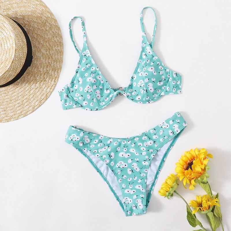 

Ditsy Floral High Cut Bikini Swimsuit, Green