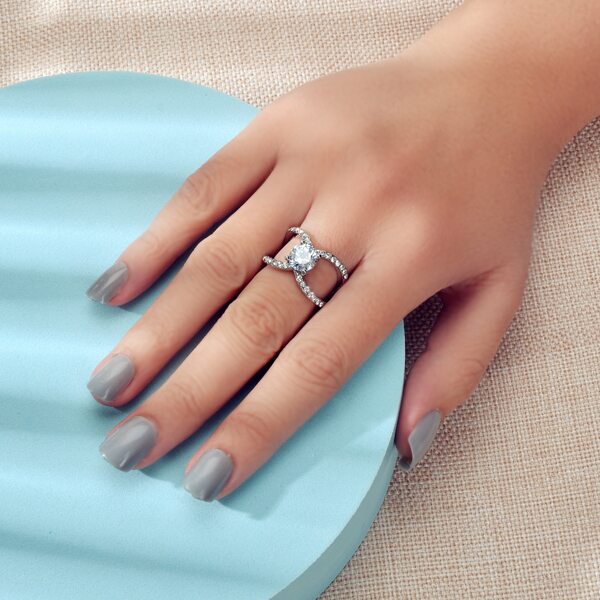 

Rhinestone Decor Ring, Silver