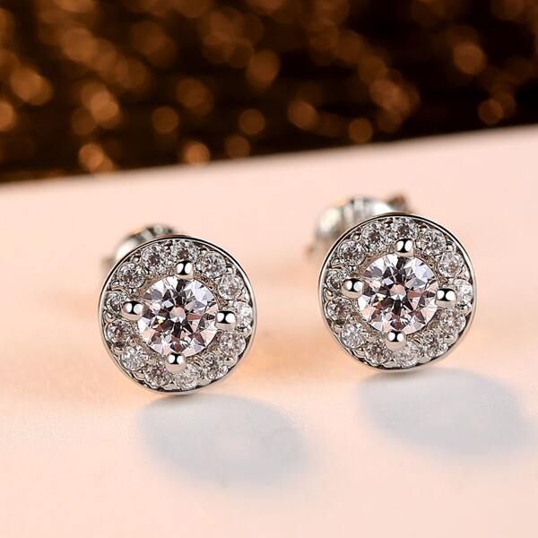 

Zircon Decor Round Stud Earrings, Silver