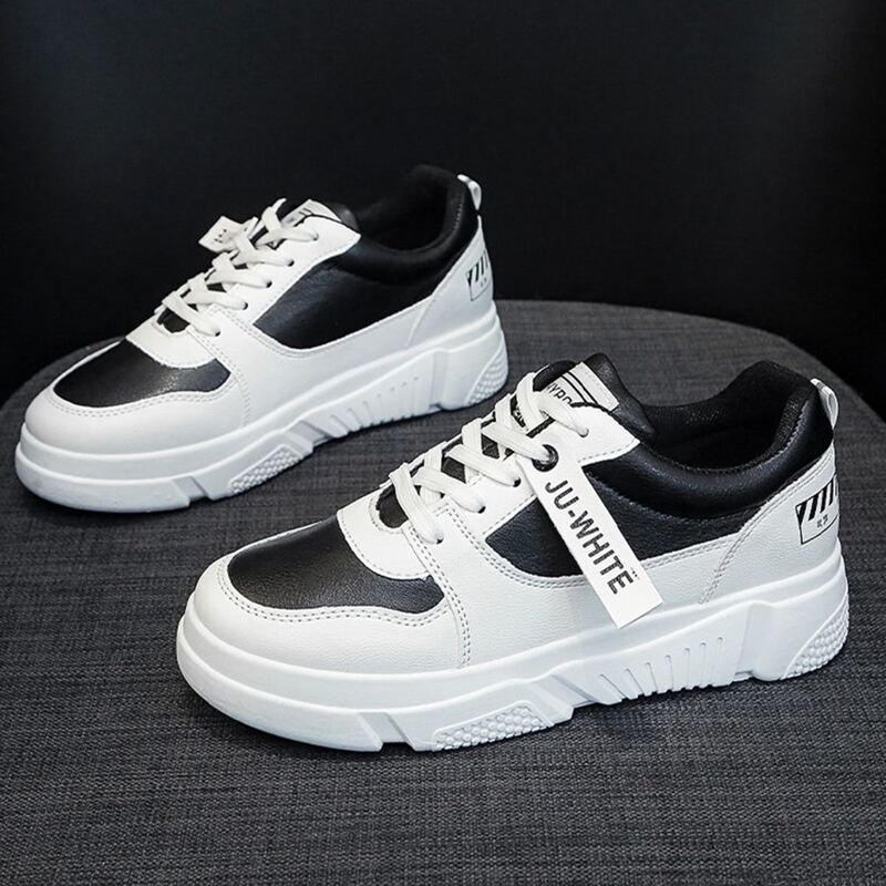 

Colorblock Lace-up Skate Shoes, Black and white