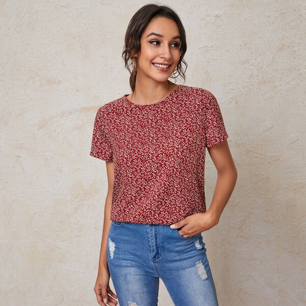 

Allover Plants Print Top, Red and white