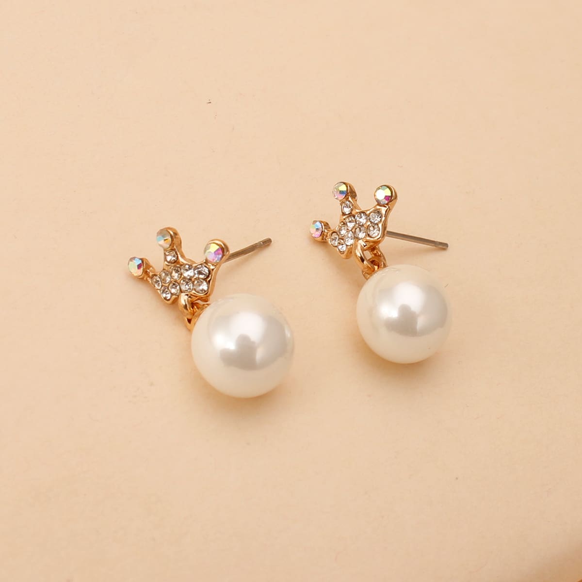 

Crown & Faux Pearl Stud Earrings, White