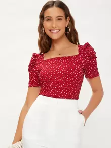 Mulvari 泡泡袖滿版心形圖案上衣 - 紅色 - 查看 1