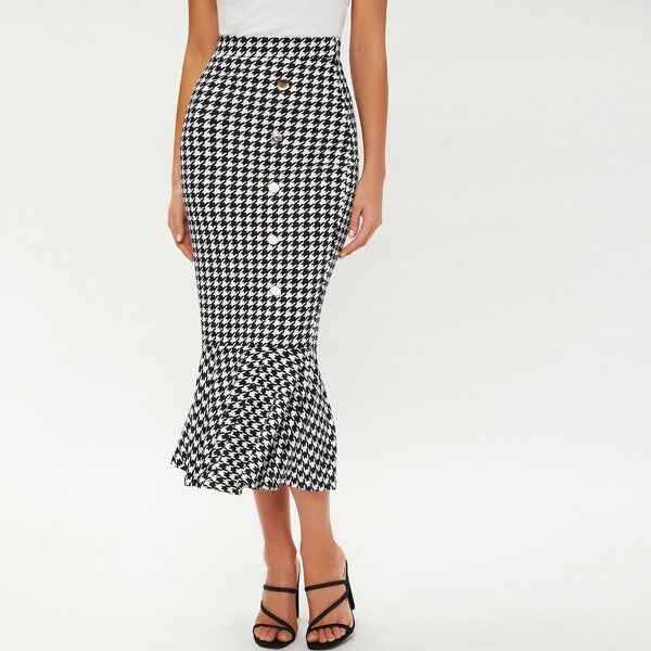 

Button Front Houndstooth Mermaid Skirt, Black and white