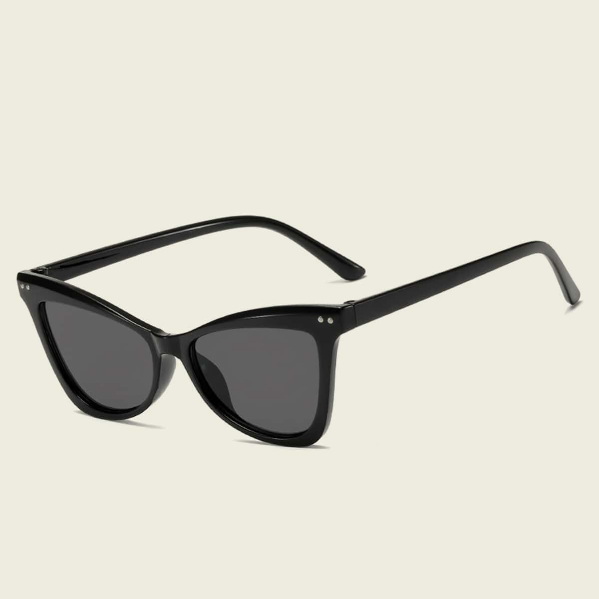 

Cat Eye Sunglasses