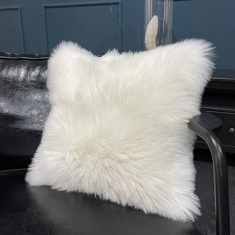 

Plush Shaggy Cushion Cover Without Filler, White