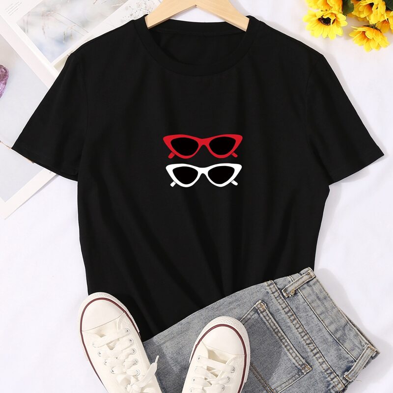 

Sunglasses Print Round Neck Tee, Black