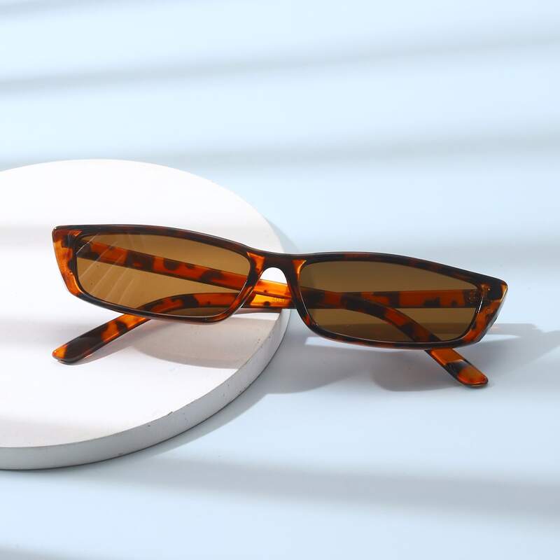 

Tortoiseshell Frame Sunglasses
