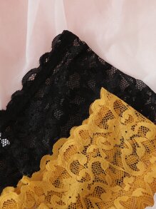 Snug Zone 4packs Floral Lace Criss Cross Bra & Boyshorts Lingerie Set