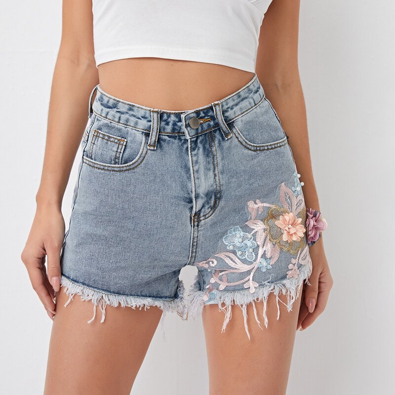 

Floral Appliques Raw Hem Denim Shorts, Light wash