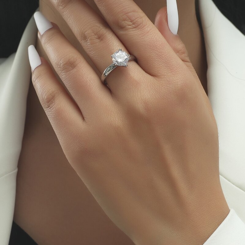 

Zircon Decor Ring, White