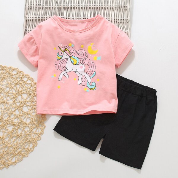 

Toddler Girls Cartoon Unicorn Print Tee & Shorts, Multicolor