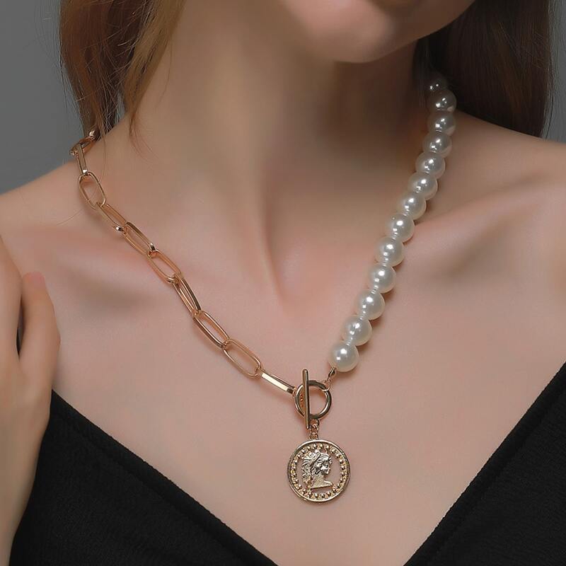 

Faux Pearl Decor Pendant Necklace, Gold