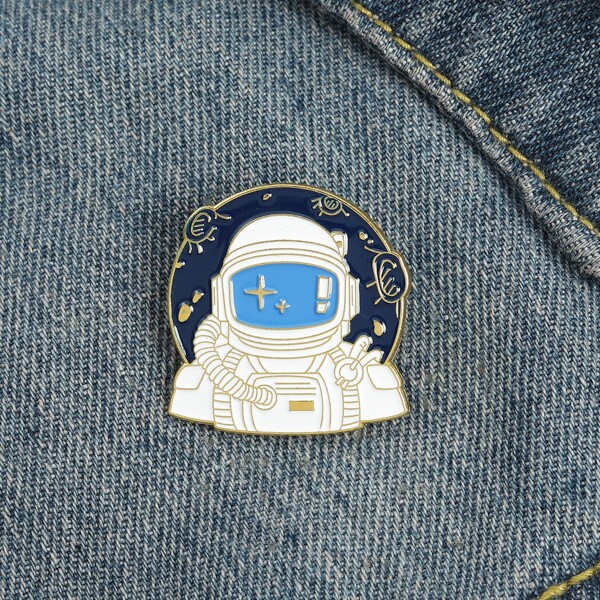 

Astronaut Design Brooch, Multicolor