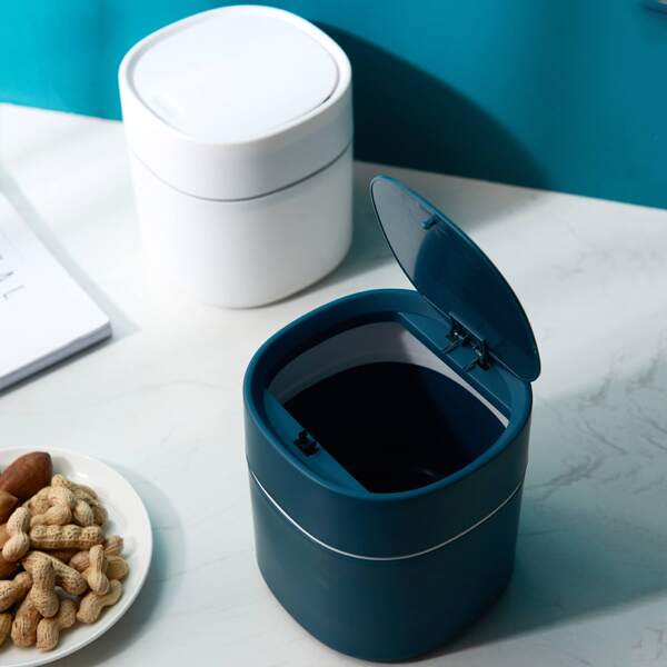 

1pc Random Mini Desktop Trash Can, Multicolor