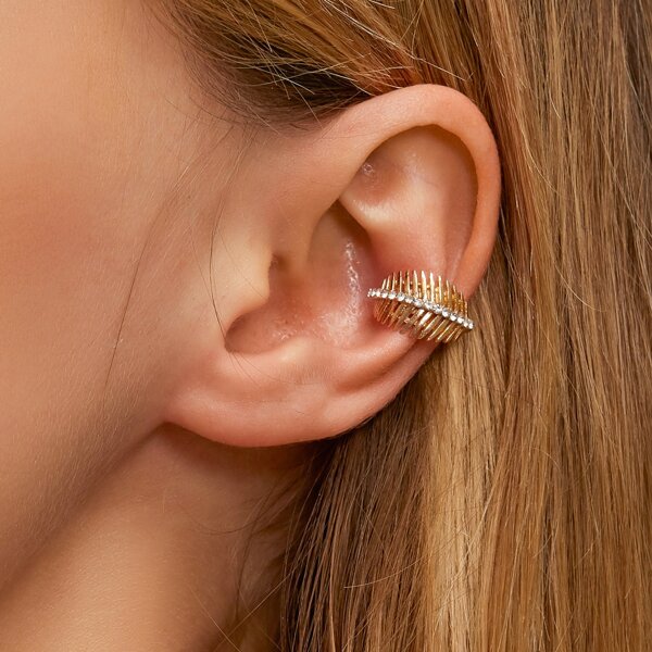 

Rhinestone Detail Ear Cuff, Gold