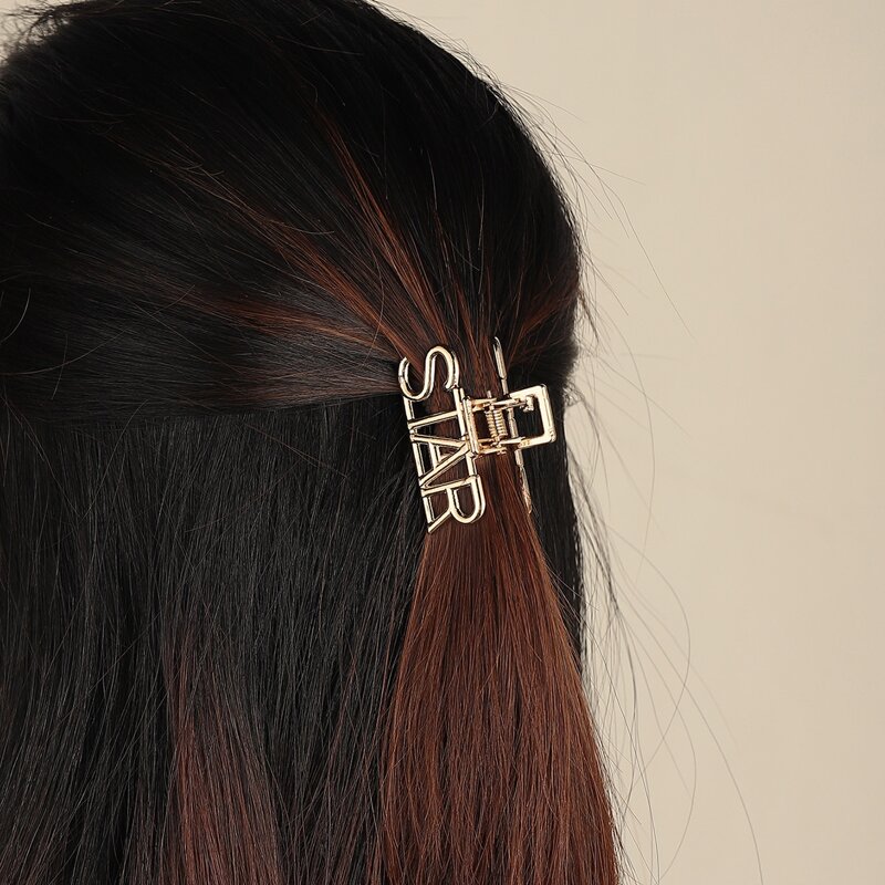 

1pc Letter Design Hair Claw, Gold