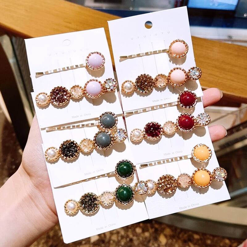 

4pcs Random Rhinestone Hair Clip, Multicolor