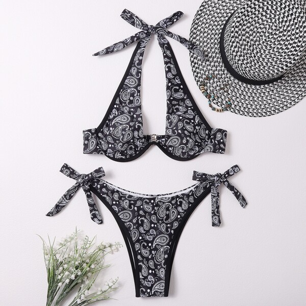 

Paisley Print Underwire Tie Side Bikini Swimsuit, Black and white